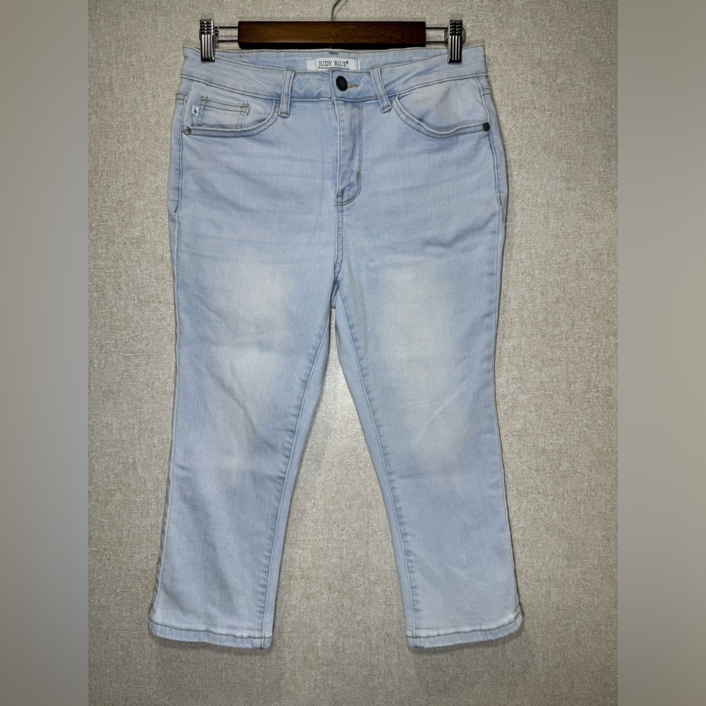 Judy Blue Skinny Fit Capris Light Wash Boho Capri Jeans Size 7/28